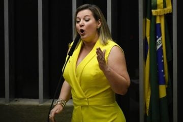 Joice defende discutir expulsão do PSL de deputados bolsonaristas