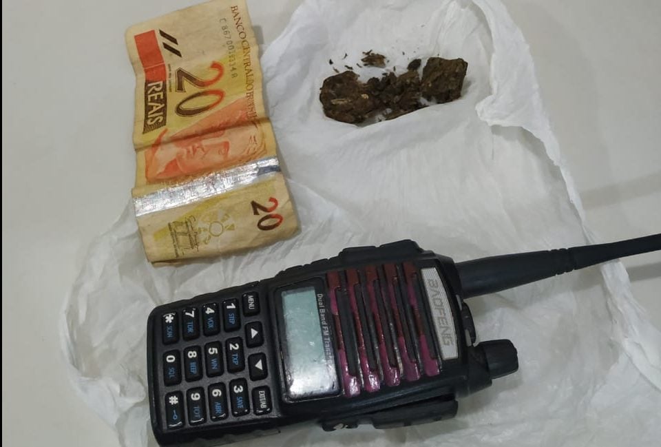 Adolescente de 14 anos é apreendido por tráfico de drogas em Itabira