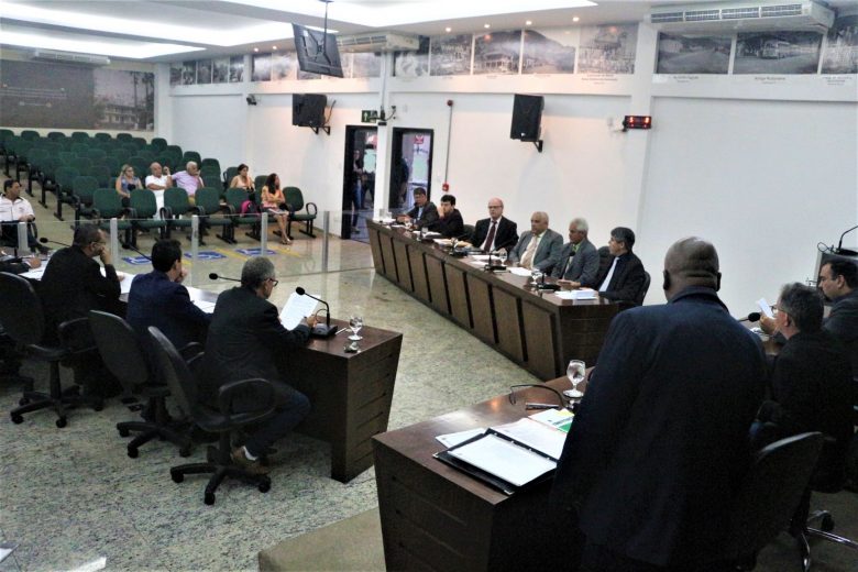 Vereadores são cobrados para aprovarem empréstimos em Monlevade