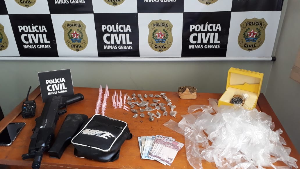 Membro de facção criminosa, acusado de homicídio, é preso em Itabira