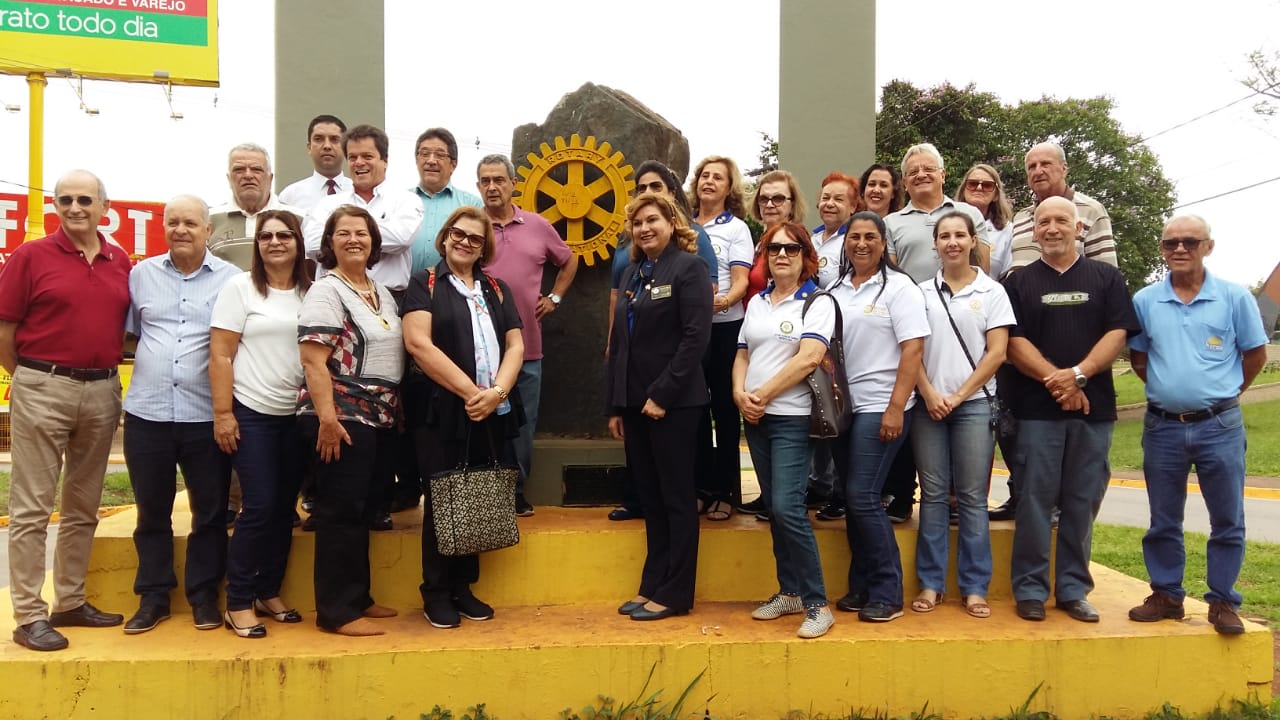 Governadora distrital do Rotary Internacional visita Itabira