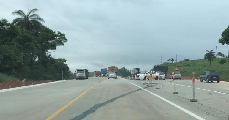 Mudança no trevo de Itabira tumultua trânsito e leva risco a motoristas na BR-381