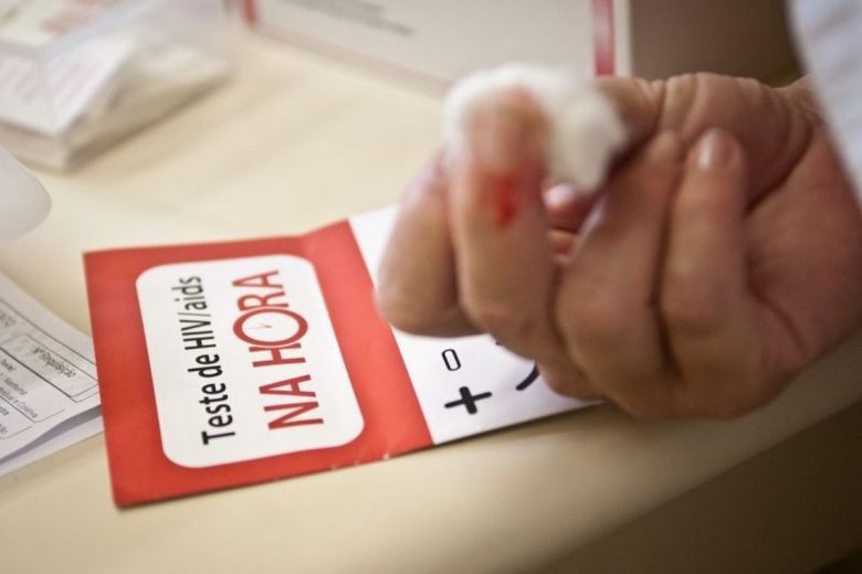 Ministério da Saúde: 135 mil convivem com HIV no país e não sabem