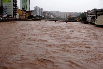 Chuvas causam morte, feridos e deixam mais de 500 desabrigados no Espírito Santo