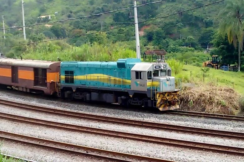 Trem de passageiros de Itabira a Nova Era volta a funcionar