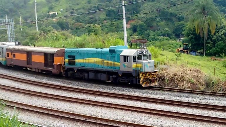 Trem de passageiros de Itabira a Nova Era volta a funcionar