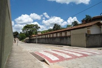 Comissão de Educação da ALMG debate municipalização de escolas com secretária de Estado