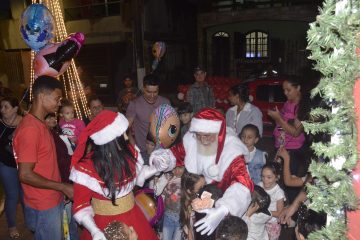São Gonçalo acende luzes de Natal e recebe Papai Noel nesta sexta