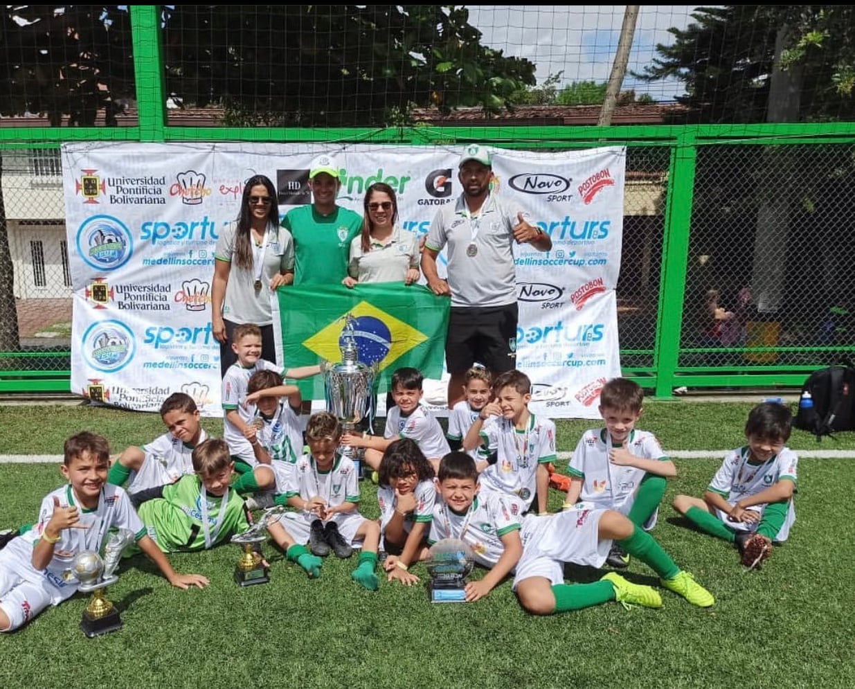 Itabiranos conquistam título em torneio internacional de futebol de base na Colômbia