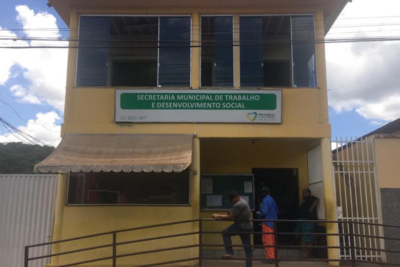 Prefeitura de São Gonçalo reajusta cartão de auxílio alimentação