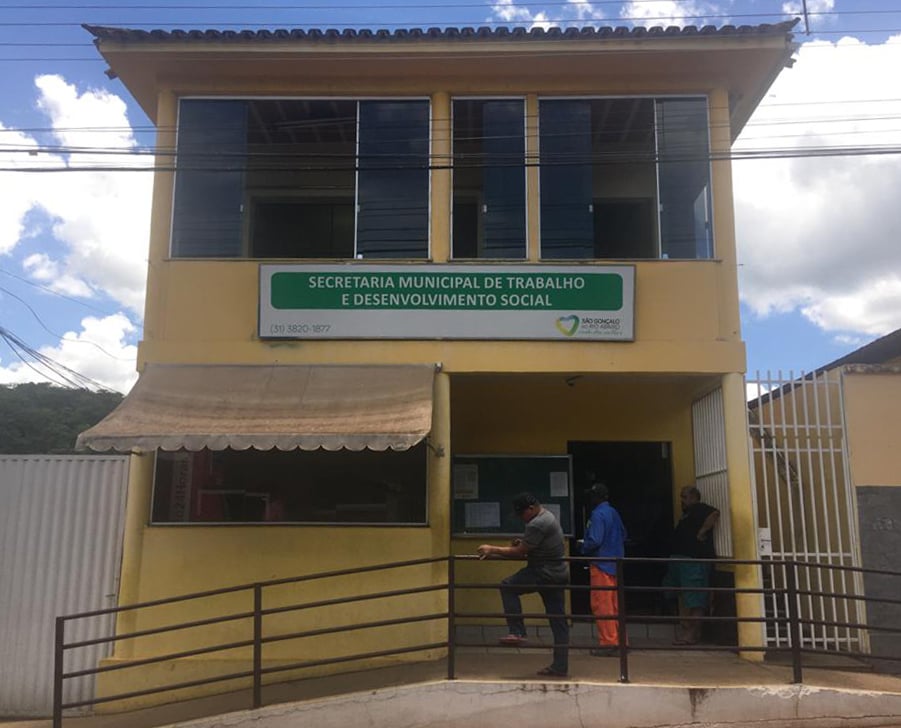Prefeitura de São Gonçalo reajusta cartão de auxílio alimentação