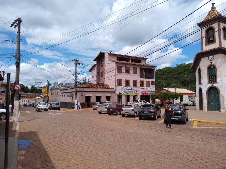 São Gonçalo faz adesão ao Minas Consciente e permite consumo em bares e restaurantes