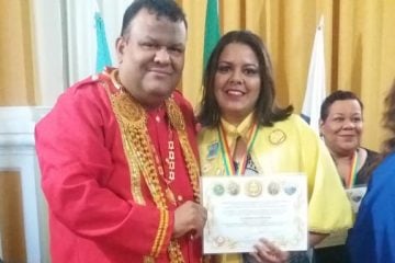 Professora itabirana é homenageada pela Federação Brasileira dos Acadêmicos