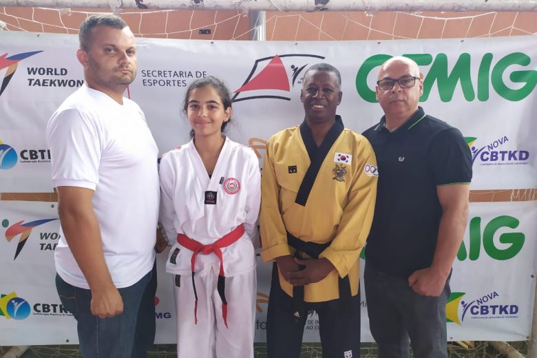 Itabirana de 14 anos conquista faixa preta de Taekwondo
