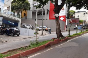Assalto mobiliza policiais no banco Sicoob, em Itabira