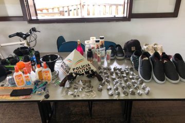 Drogas e armas são apreendidas durante apuração de assassinato em Bela Vista de Minas