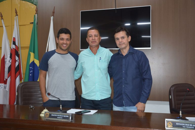 Mesa Diretora é reeleita na Câmara de Nova Era