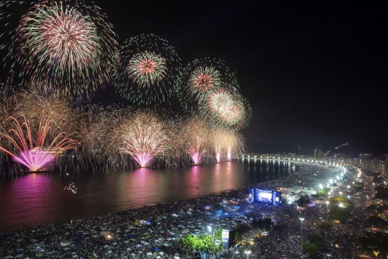 2,8 milhões de pessoas são esperadas no réveillon de Copacabana