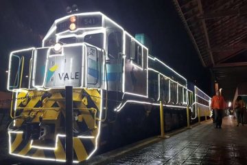 Papai Noel chega de trem a Itabira em programação especial de Natal; saiba mais