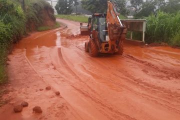 Estrada que liga ao Nova Cachoeirinha é liberada em meia pista em Monlevade