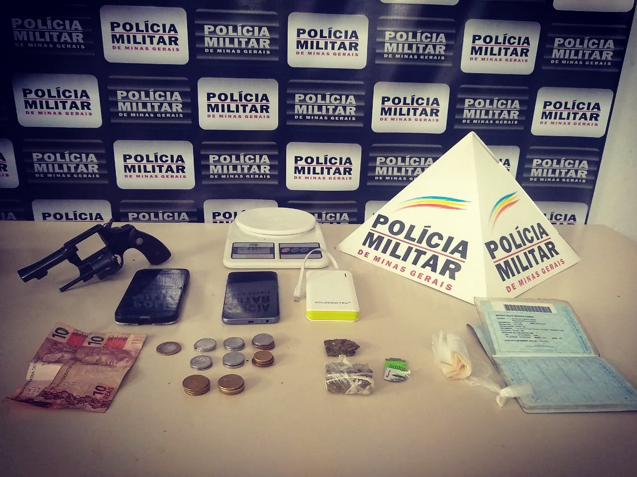 Homem é preso em Monlevade por tráfico de drogas e porte ilegal de arma de fogo