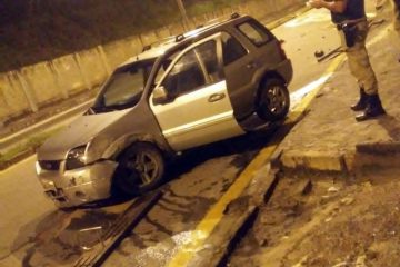 Motorista com suspeita de embriaguez causa acidente em Itabira