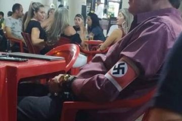 Promotoria denuncia homem que usou braçadeira nazista
