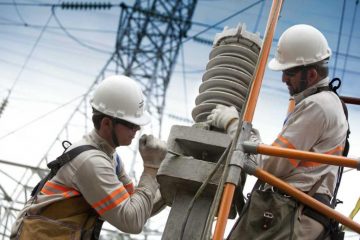 Obras na rede elétrica deixam ruas do Gabiroba sem luz nesta quarta