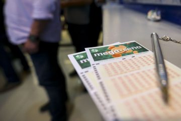 Mega-Sena deve pagar R$ 32 milhões nesta terça-feira