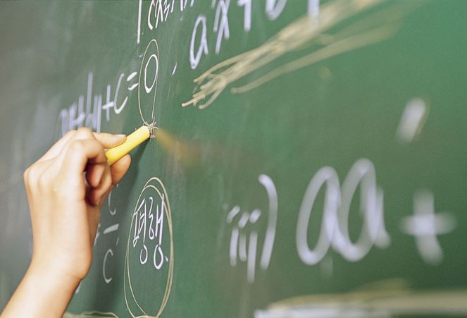 MEC divulga reajuste do piso salarial de professores da educação básica para 2020