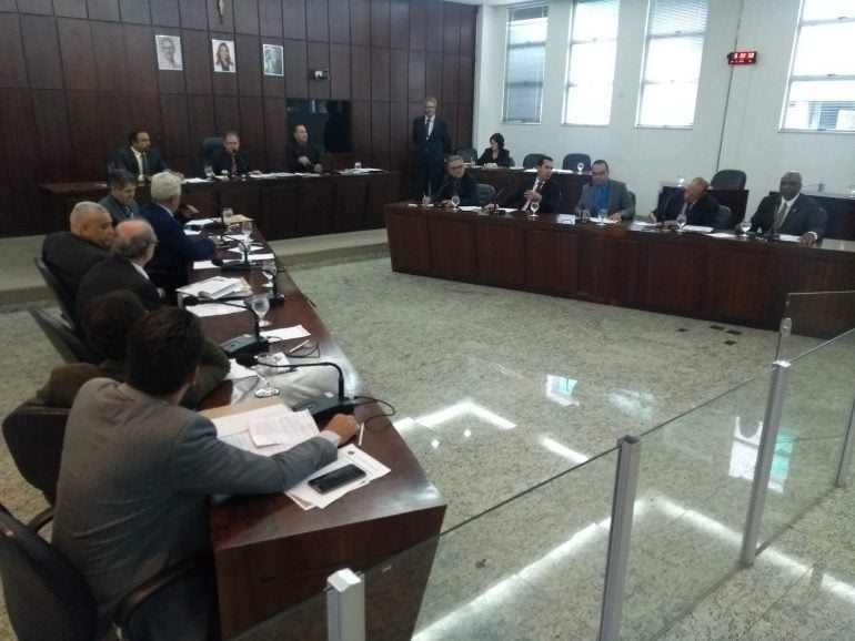 Vereadores de Monlevade têm reunião ordinária nesta terça e podem discutir reabertura da Câmara ao público
