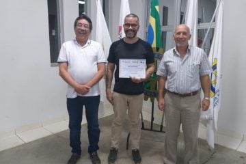 Rotary de Itabira entrega homenagem a Ronaldo Silvestre por trabalho no ITI