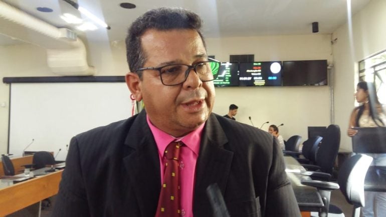 Vereador defende que agentes da Transita “chamem a atenção” antes de aplicarem multas