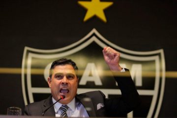 Afogado nas próprias convicções
