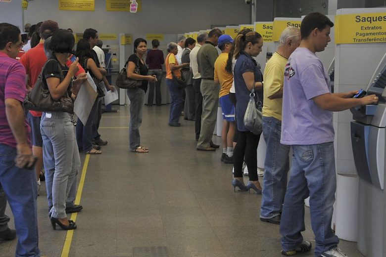 Bancos só retomam atendimento na Quarta-Feira de Cinzas