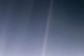Foto histórica da Terra, Pálido Ponto Azul completa 30 anos