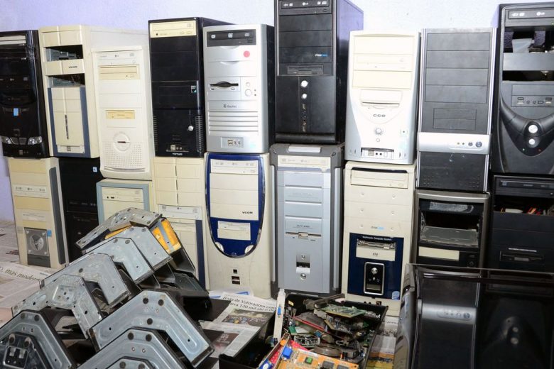 Decreto obriga empresas a recolherem lixo eletrônico