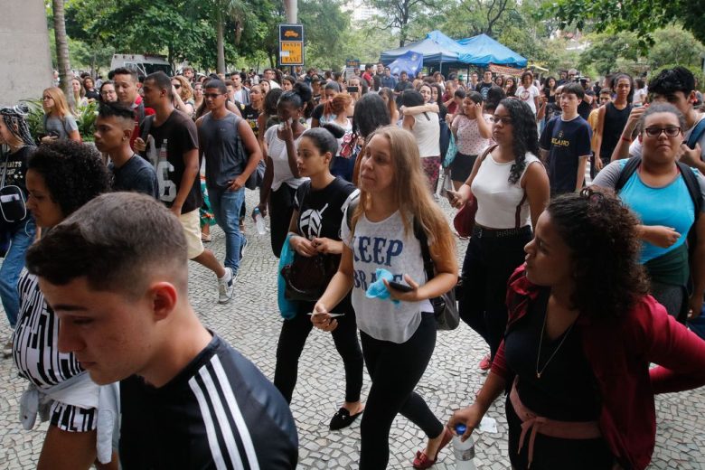 Universidades públicas mineiras defendem adiamento do Enem