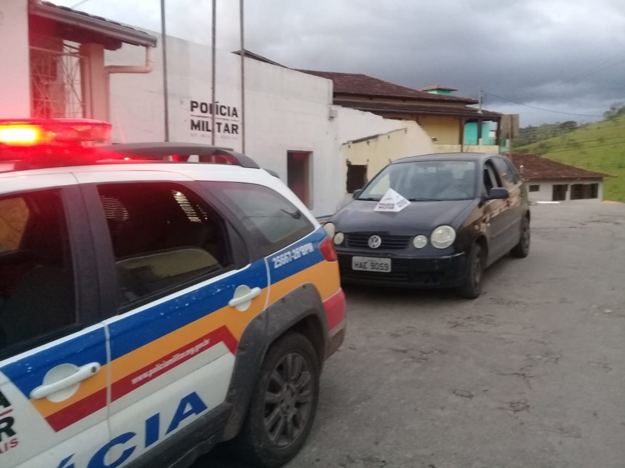 Perseguição em rodovia termina com prisão de suspeitos de roubos de cargas na região