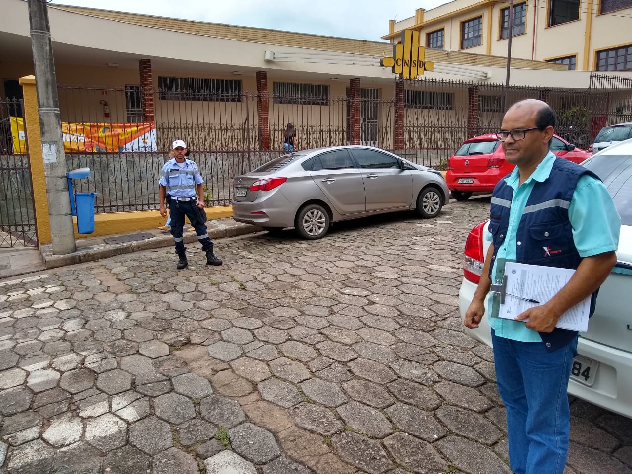 pm-e-transita-intensificam-fiscalizacao-a-escolares-em-itabira (1)