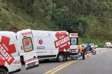 Motociclistas derrapam em curva da BR-381 e são encaminhadas para hospital