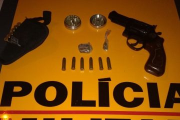 Comerciante com revólver na cintura é preso em Itabira