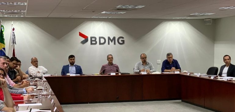 Zema decreta suspensão de eventos oficiais como medida preventiva ao coronavírus