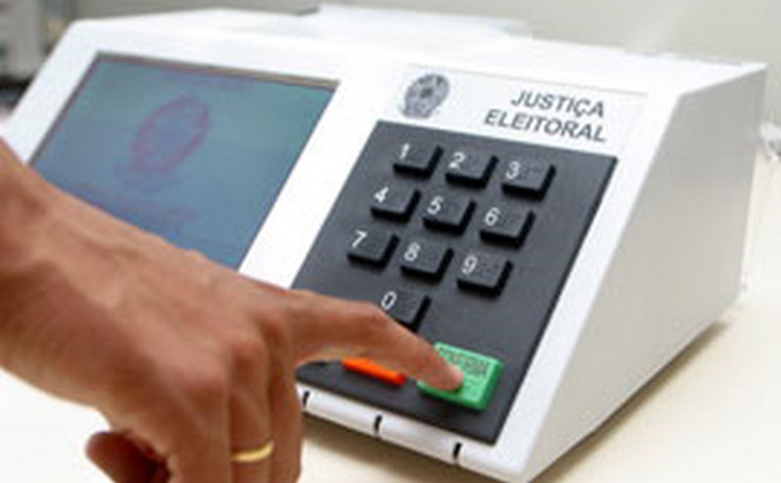TSE lança guia de segurança para mulheres candidatas às eleições 2020