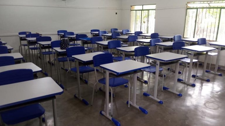 Prefeito de Fabriciano cogita retorno de aulas no início de maio, mas recua após avaliar sistema de Saúde
