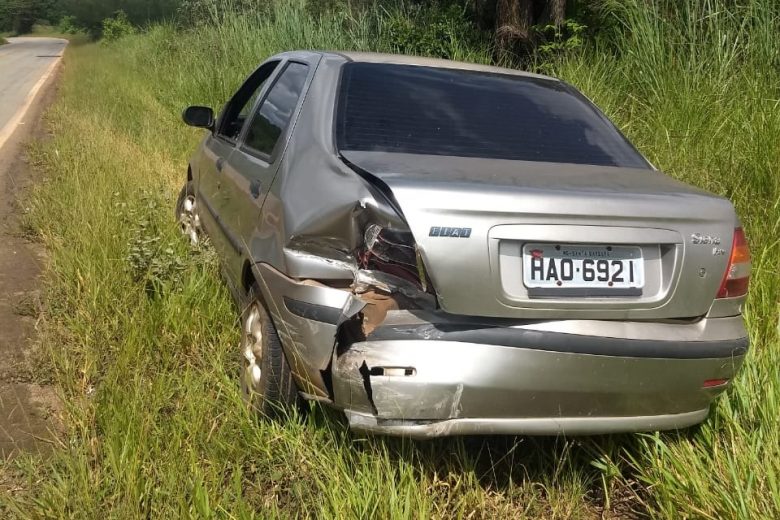 Motorista embriagado se envolve em acidente na MG-129