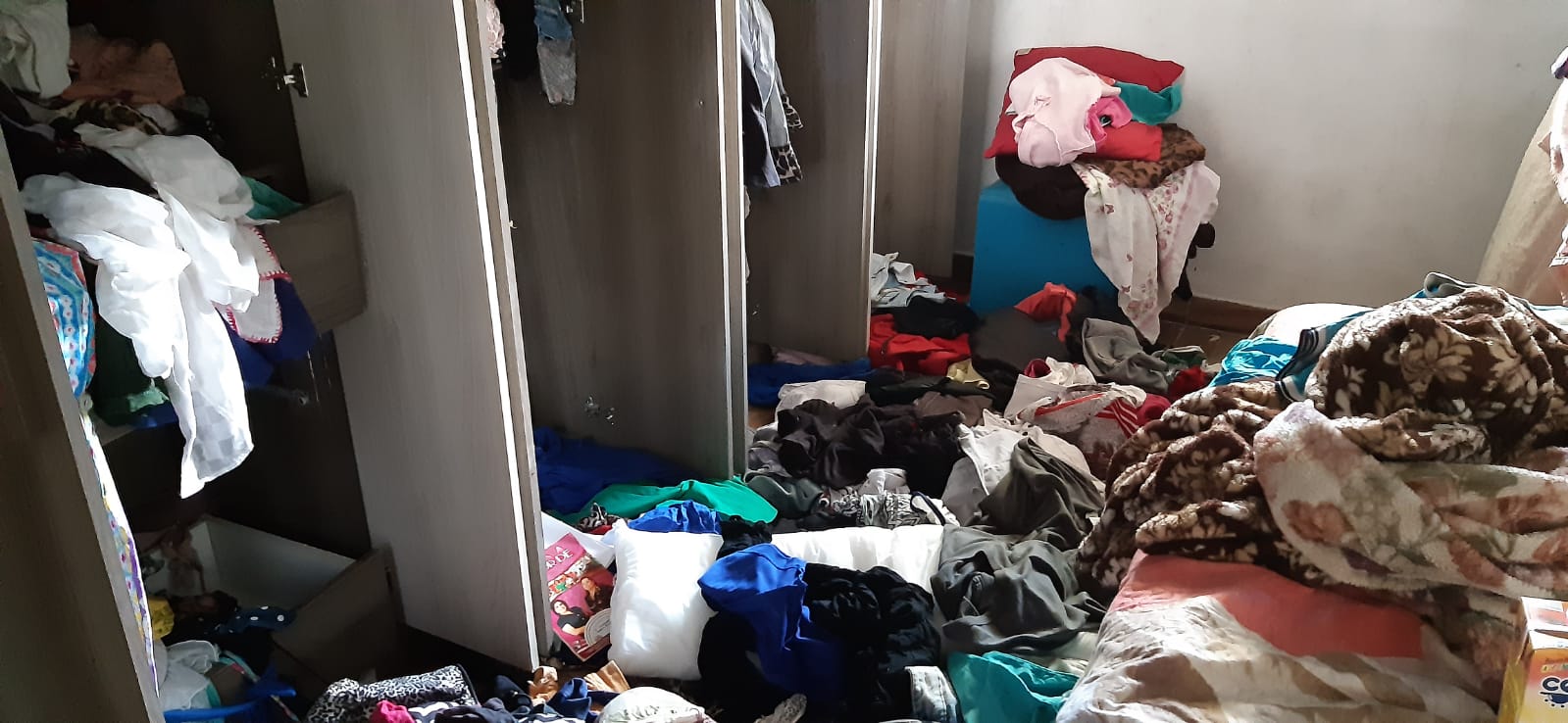 Homem suspeito de cometer furtos em residências é preso pela polícia