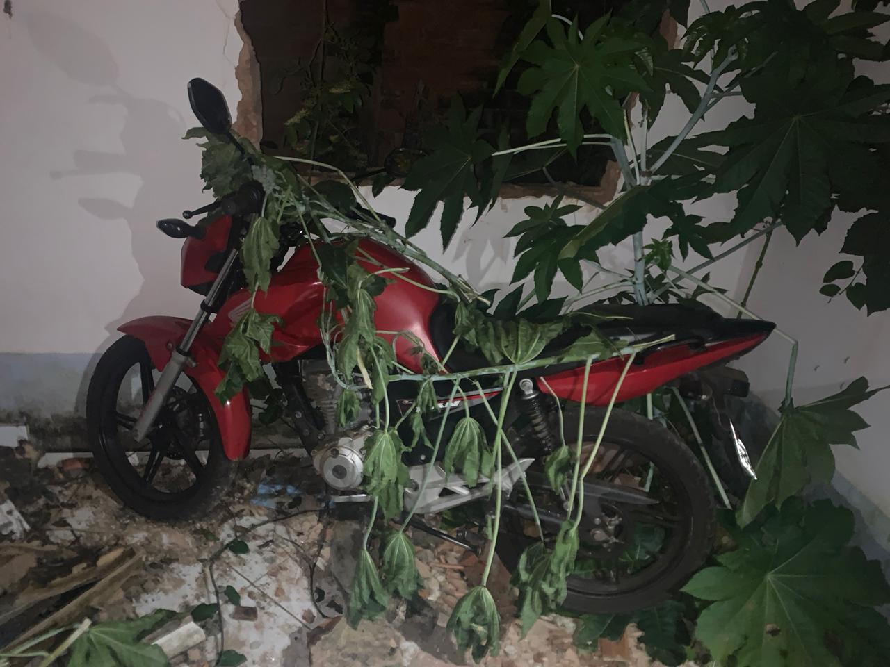 Investigador da Polícia Civil recupera motocicleta roubada em Itabira