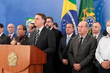Bolsonaro rebate declarações de Moro e diz que não se furta a indicar ou exonerar qualquer subordinado