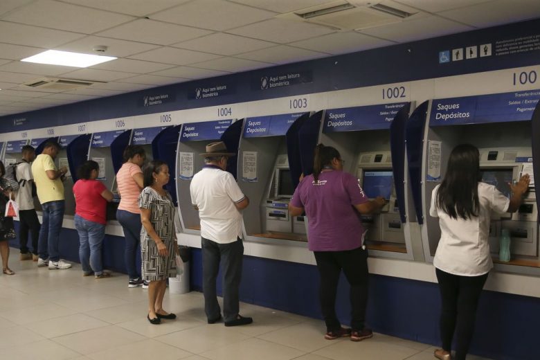 Caixa paga hoje auxílio emergencial a 1,6 milhão de pessoas